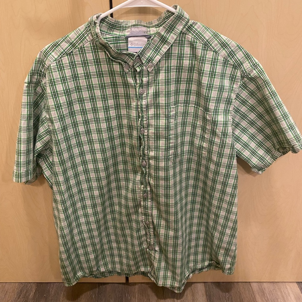 Columbia Men's Green Checkered Button Down Shirt